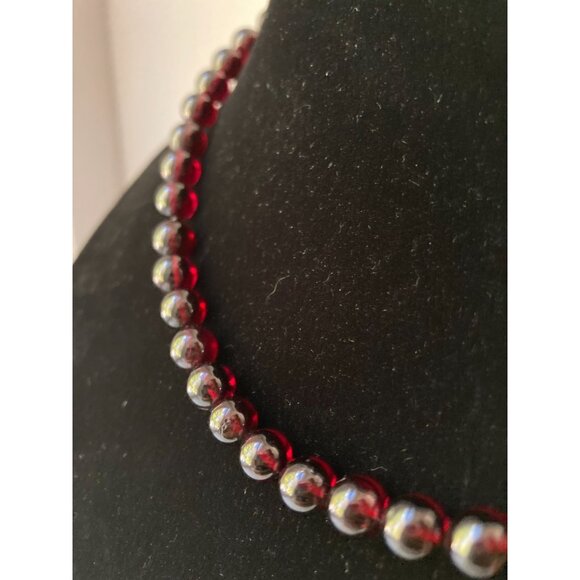 Vintage Purplish/Red Garnet/Amethyst? -  8mm 16" Choker Individually Knotted. - Picture 7 of 11